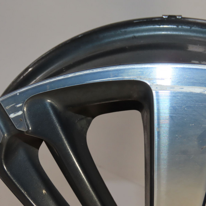 Jante aluminium occasion  Peugeot 208 I (CA_, CC_) 1.2 vti 82 (2012)   9808137577  6