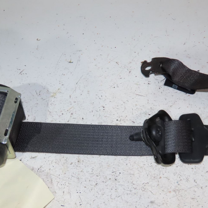 Ceinture arrière gauche occasion  Opel CORSA D (S07) 1.3 cdti (l08, l68) (2006-2014) 5 portes   13290256  1