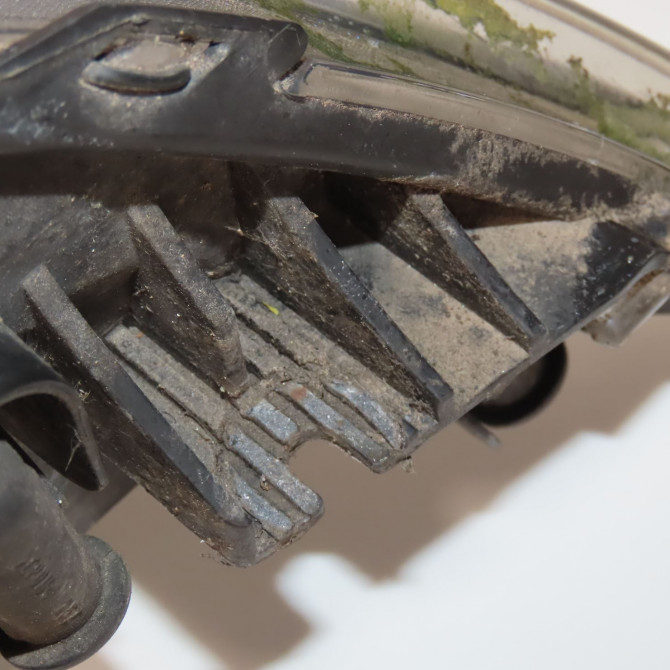 Phare gauche occasion  Ford MONDEO IV Turnier (BA7) 2.0 tdci (2007-2014)   1820201  4