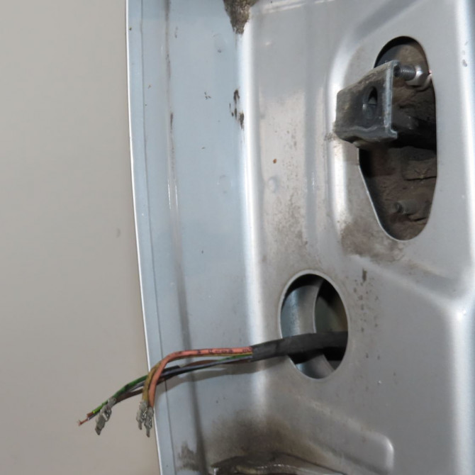 Porte arrière droite occasion  Peugeot 208 I (CA_, CC_) 1.4 hdi (2012) 3 portes   9671907480  6