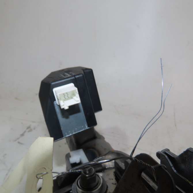 Colonne de direction non assistee occasion  Peugeot 3008 SUV (MC_, MR_, MJ_, M4_) 2.0 bluehdi 150 (mjahxh, mjahxv, mjahxg, mjahsh, mjahrh,... (2016-2020)   98204602ZD  3