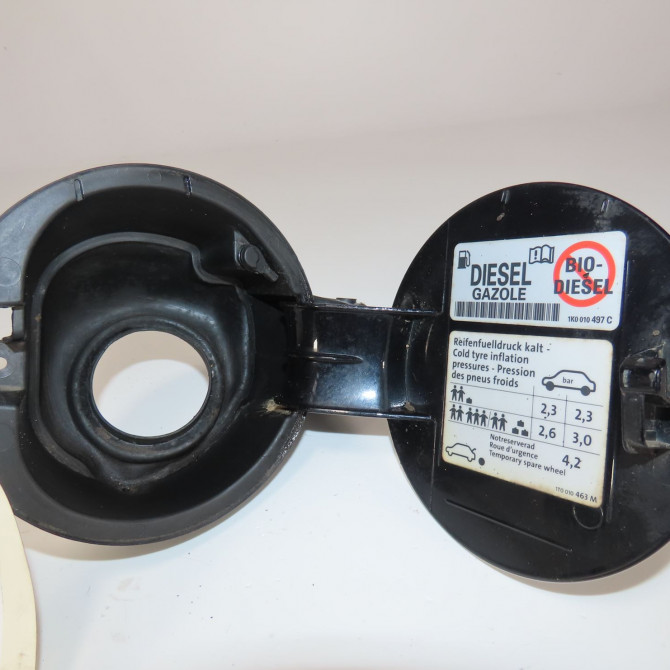 Volet de trappe carburant occasion  Volkswagen vw TOURAN (1T1, 1T2) 1.9 tdi (2003-2004) 5 portes   1T0809857FGRU  3