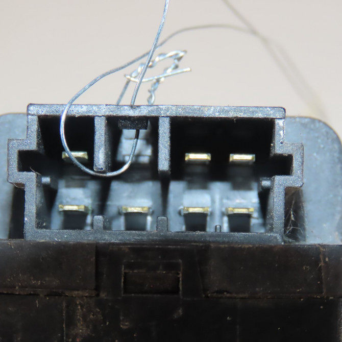 Commande lève-glace porte avant gauche occasion  Peugeot 306 3/5 portes (7A, 7C, N3, N5) 2.0 hdi 90 (1999-2002)   6552WL  4