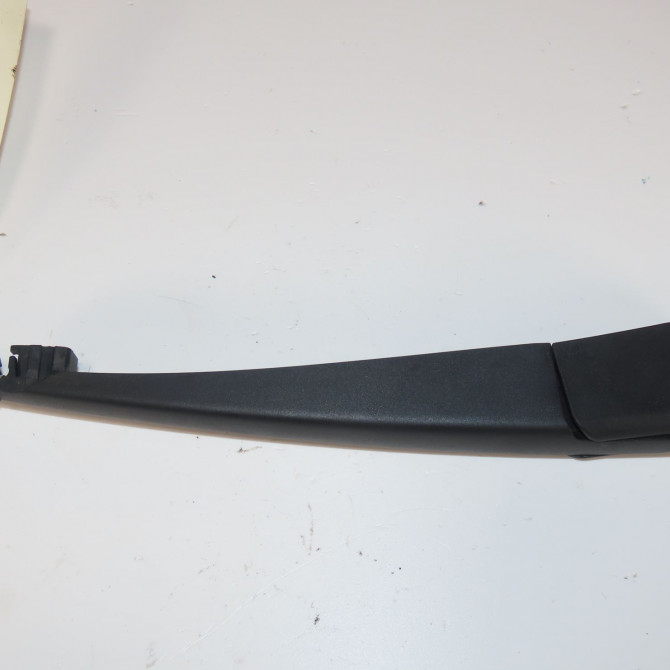 Bras essuie-glace arrière occasion  Peugeot 308 II (LB_, LP_, LW_, LH_, L3_) 1.6 hdi / bluehdi 115 (2013-2021) 5 portes   1610785080  1