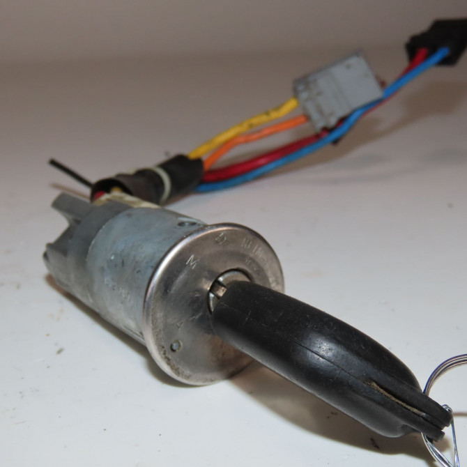 Antivol de direction occasion  Peugeot 306 3/5 portes (7A, 7C, N3, N5) 2.0 hdi 90 (1999-2002)   4162A0  4