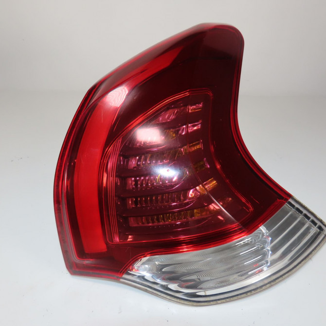 Feu arrière droit occasion  Peugeot 3008 Monospace (0U_) 1.6 hdi (2009-2016) 5 portes   9805510480  1