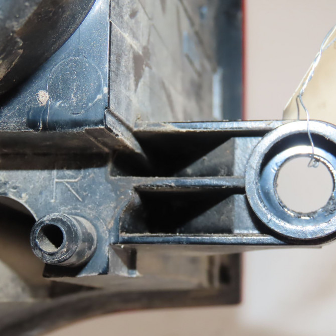 Feu arrière droit occasion  Peugeot 3008 Monospace (0U_) 1.6 hdi (2009-2016) 5 portes   9805510480  5