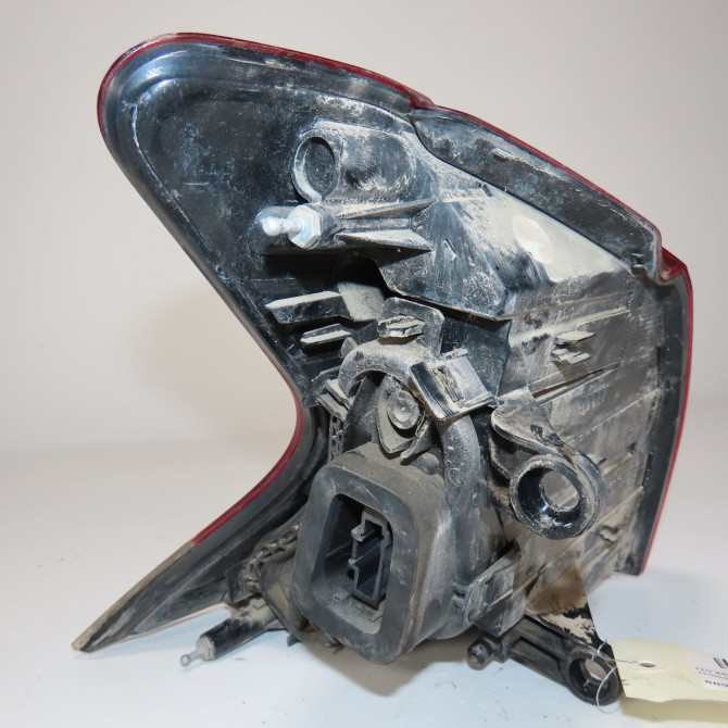 Feu arrière droit occasion  Peugeot 3008 Monospace (0U_) 1.6 hdi (2009-2016) 5 portes   9805510480  6