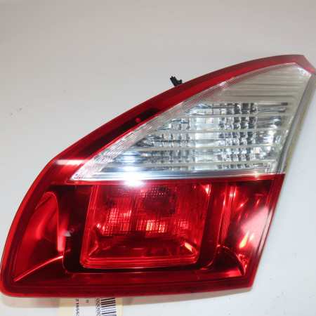 Feu arrière intérieur droit occasion  Renault MEGANE III 3/5 portes (BZ0/1_, B3_) 1.5 dci (bz09, bz0d, bz1w, bz29, bz14) (2009) 5 portes   265500009R 