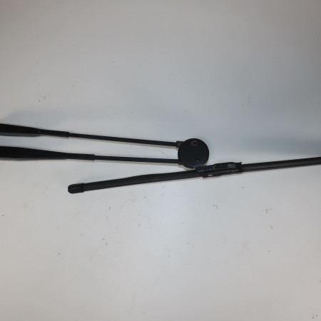 Bras essuie-glace avant gauche occasion  Renault TWINGO I (C06_) 1.2 (c066, c068) (1996-2007) 3 portes   7701036024 