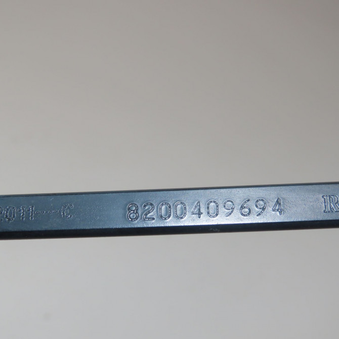 Bras essuie-glace avant gauche occasion  Renault KANGOO Express (FW0/1_) 1.5 dci 70 (fw0a, kw0v) (2008) 4 portes   7701066443  2