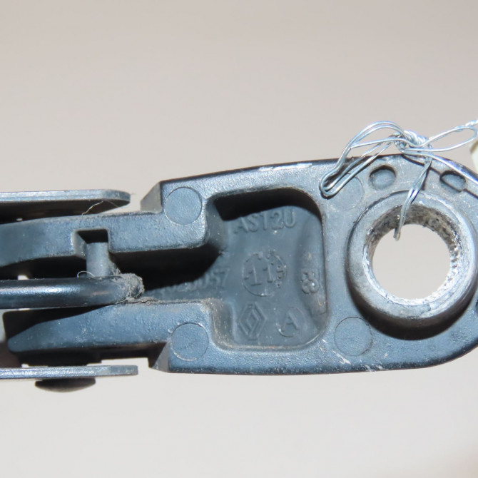 Bras essuie-glace avant gauche occasion  Renault KANGOO Express (FW0/1_) 1.5 dci 70 (fw0a, kw0v) (2008) 4 portes   7701066443  3