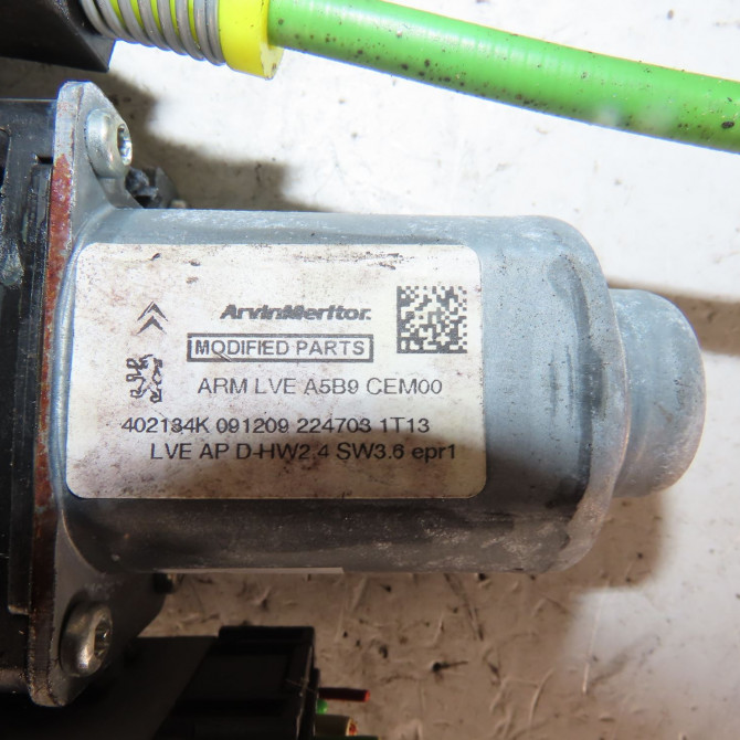 Mecanisme + moteur lève-glace avant droit occasion  Citroën C3 PICASSO (SH_) 1.6 hdi (2009) 5 portes   9222FY  2