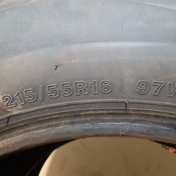 Pneus occasion  Volkswagen vw PASSAT B6 (3C2) 1.9 tdi (2005-2010) 4 portes   215/55R16  3