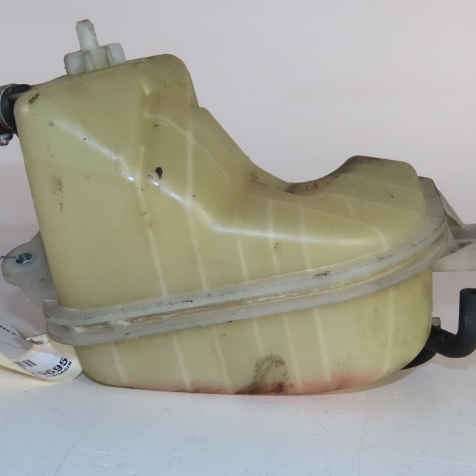 Vase expansion occasion  Toyota AURIS (_E15_) 1.4 d-4d (nde150_) (2007-2012) 3 portes   164800R030  2