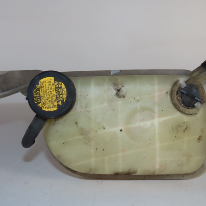 Vase expansion occasion  Toyota AURIS (_E15_) 1.4 d-4d (nde150_) (2007-2012) 3 portes   164800R030  5