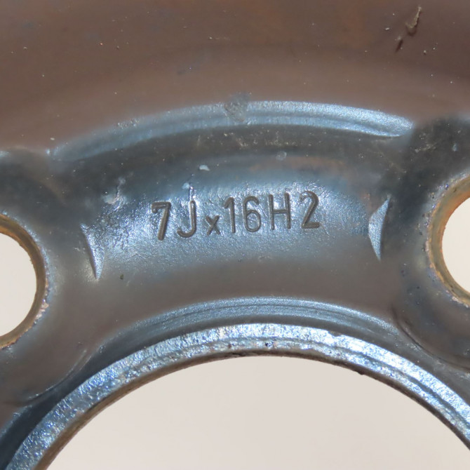 Jante tole occasion  Peugeot 308 II (LB_, LP_, LW_, LH_, L3_) 1.6 hdi / bluehdi 115 (2013-2021) 5 portes   9676052180  2