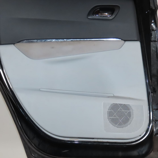 Porte arrière gauche occasion  Peugeot 3008 Monospace (0U_) 1.6 hdi (2009-2016) 5 portes   9006Q1  4