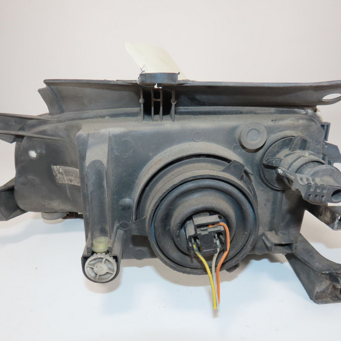 Phare droit occasion  Peugeot PARTNER Camion plate-forme/Châssis (5_, G_) 1.9 d (1999-2008)   6205P8  2