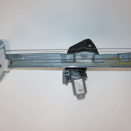 Mecanisme + moteur lève-glace avant droit occasion  Citroën C4 II (NC_) 1.6 hdi 90 (2009) 5 portes   9802531780 