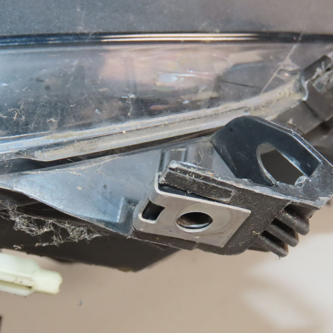 Phare gauche occasion  Renault SCÉNIC III (JZ0/1_) 1.5 dci (2009) 5 portes   260606760R  6