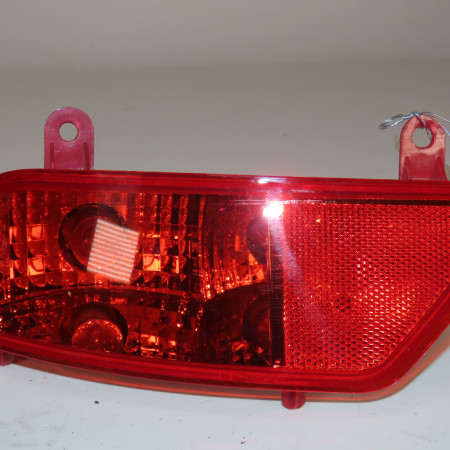 Feu brouillard arrière droit occasion  Peugeot 3008 SUV (MC_, MR_, MJ_, M4_) 2.0 bluehdi 150 (mjahxh, mjahxv, mjahxg, mjahsh, mjahrh,... (2016-2020)   6351HG 