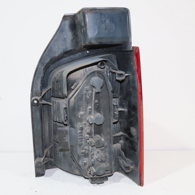 Feu arrière gauche occasion  VOLKSWAGEN TRANSPORTER V Phase 1 06-2003->08-2009 2.5 TDI 130ch   7H0945095J  2