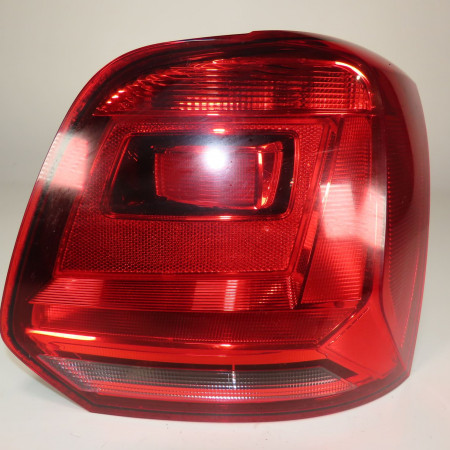 Feu arrière droit occasion  Volkswagen vw POLO V (6R1, 6C1) 1.4 tdi (2014)   6C0945096K 