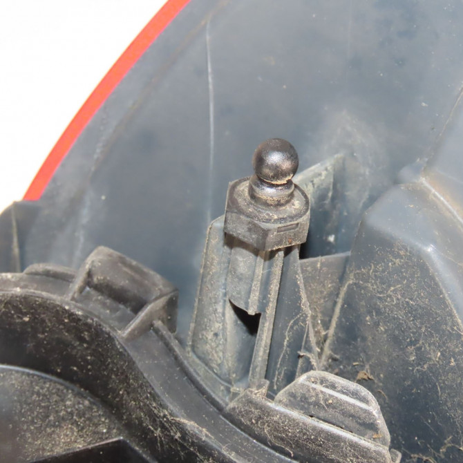 Feu arrière gauche occasion  Bmw 1 (F20) 116 d (2012-2015)   63217270095  6