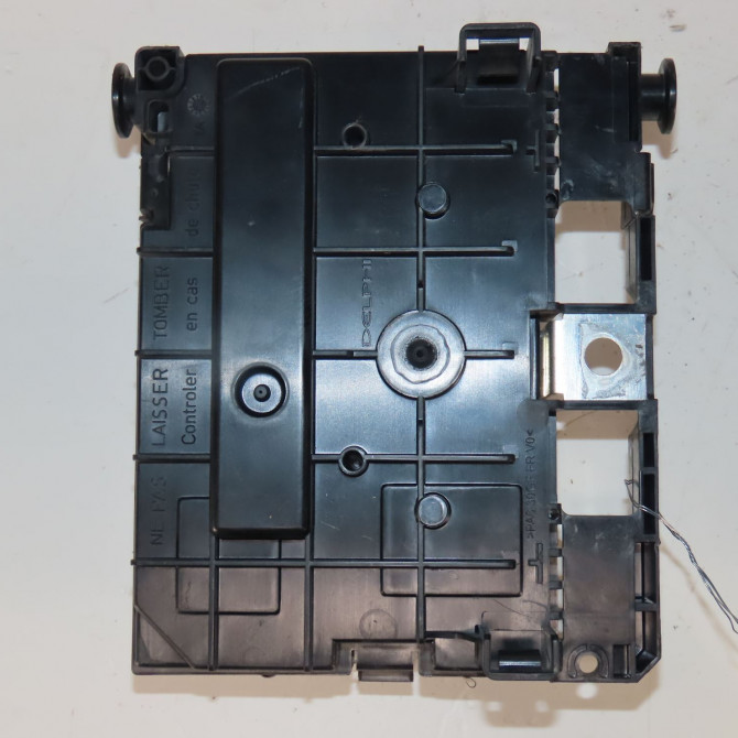 Boite a fusibles occasion  Citroën C4 GRAND PICASSO I (UA_) 1.6 hdi 110 (2010-2013)   9675877980  4