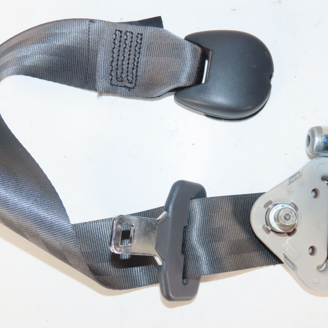 Ceinture avant droite occasion  Renault MODUS / GRAND MODUS (F/JP0_) 1.2 16v (jp0w) (2007)   8200838275  3
