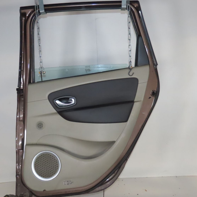 Porte arrière droite occasion  Renault SCÉNIC III (JZ0/1_) 1.5 dci (2009) 5 portes   821009283R  2