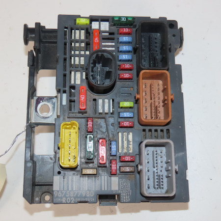 Boite a fusibles occasion  Citroën C5 III (RD_) 2.0 hdi 140 (2008) 4 portes   9675877980 