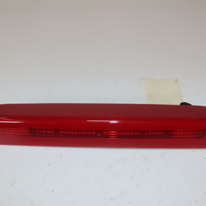 Feux stop supplementaire occasion  Renault MEGANE III Grandtour (KZ0/1) 1.5 dci (kz09, kz0d, kz1g, kz29, kz14, kz1w, kz10, kz1f,... (2009) 5 portes   265900026R  1