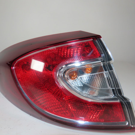 Feu arrière gauche occasion  Renault MEGANE III Grandtour (KZ0/1) 1.5 dci (kz09, kz0d, kz1g, kz29, kz14, kz1w, kz10, kz1f,... (2009) 5 portes   265550010R 