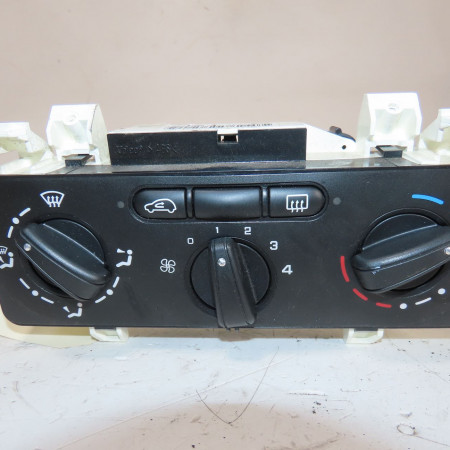 Commande de chauffage occasion  Citroën C2 (JM_) 1.4 hdi (2003-2009) 3 portes   6451KQ 