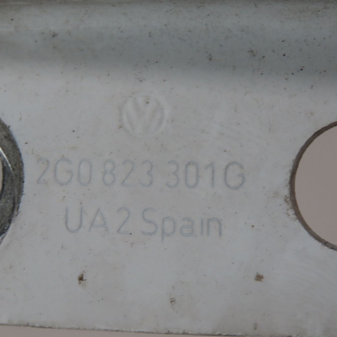 Compas g capot occasion  Volkswagen vw POLO VI (AW1, BZ1, AE1) 1.6 tdi (2017-2019)   2G0823301G  2