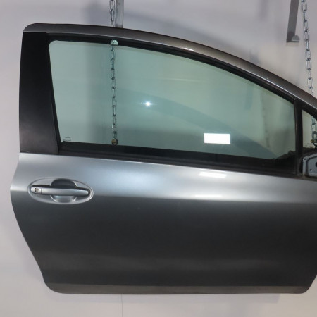 Porte avant droite occasion  Toyota YARIS (_P9_) 1.4 d-4d (nlp90_) (2005-2012)   670010D180 