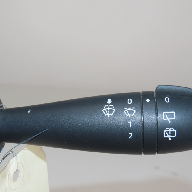 Commande essuie glace occasion  Dacia DOKKER Monospace (KE_) 1.5 dci / blue dci 75 (keaj, keah, kejw) (2012)   8201168008  3