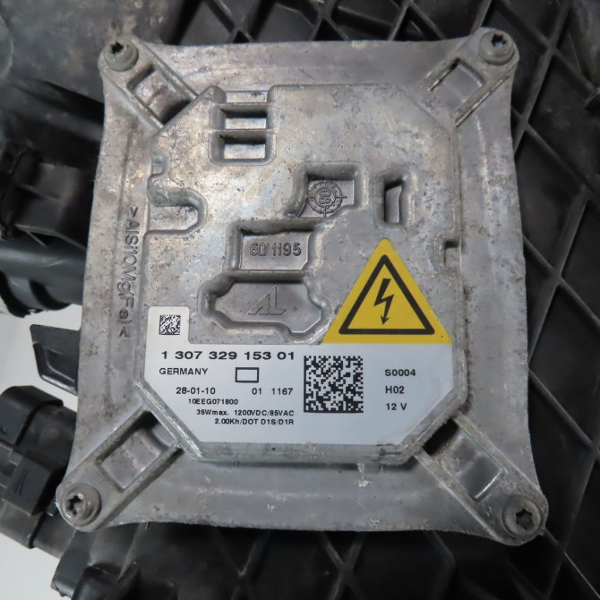 Phare droit occasion  Renault MEGANE III Coupé (DZ0/1_) 1.5 dci (dz0b) (2009)   260100021R  3