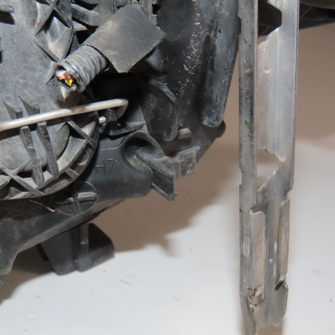 Phare droit occasion  Renault MEGANE III Coupé (DZ0/1_) 1.5 dci (dz0b) (2009)   260100021R  7