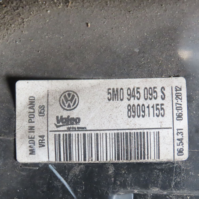 Feu arrière gauche occasion  Volkswagen vw GOLF PLUS V (5M1, 521) 1.6 tdi (2009-2013) 5 portes   5M0945095S  2