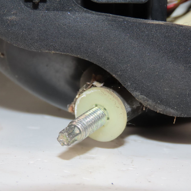 Feu arrière gauche occasion  Volkswagen vw GOLF PLUS V (5M1, 521) 1.6 tdi (2009-2013) 5 portes   5M0945095S  4