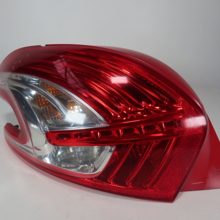 Feu arrière gauche occasion  Peugeot 208 I (CA_, CC_) 1.4 hdi (2012) 3 portes   9672628280 