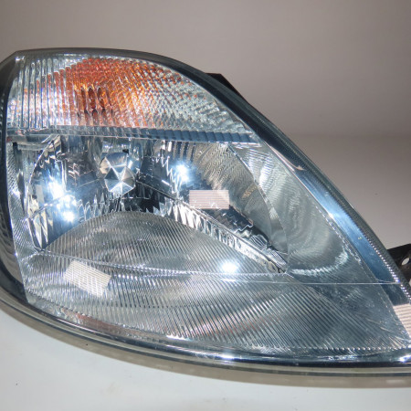 Phare droit occasion  Ford FIESTA V (JH_, JD_) 1.4 tdci (2001-2008) 5 portes   1320348 