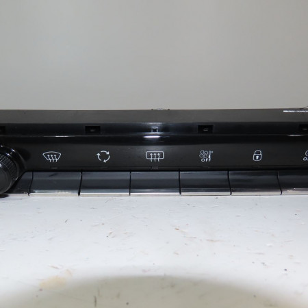 Commande de chauffage occasion  Citroën C5 AIRCROSS (A_) 1.5 bluehdi 130 (acyhzj, acyhzr) (2018)   9828018177 