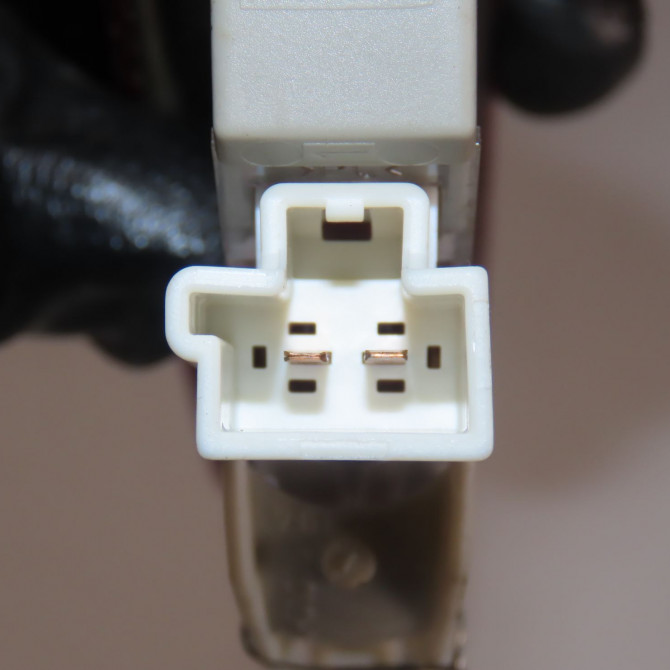 Feux stop supplementaire occasion  Ford FIESTA V (JH_, JD_) 1.4 tdci (2001-2008) 5 portes   1345495  3