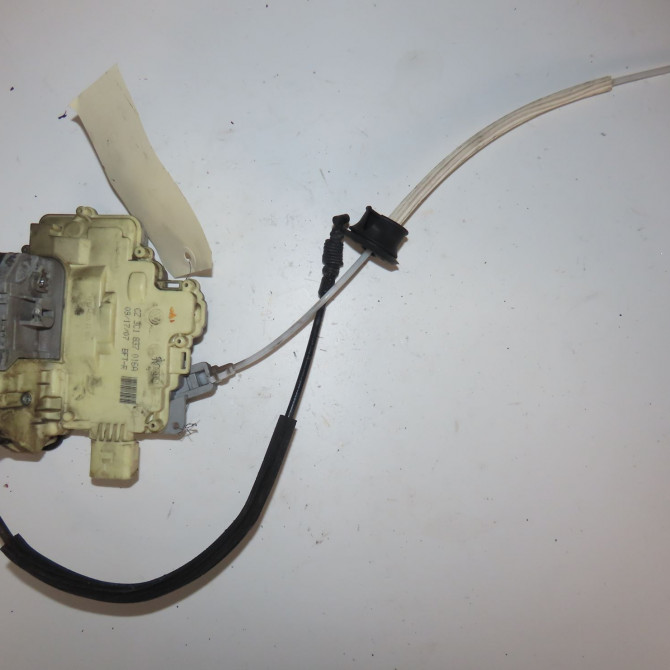 Serrure porte avd occasion  Audi Q7 (4LB) 3.0 tdi quattro (2006-2008)   8J1837016A  4