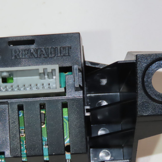 Bloc compteurs occasion  Renault TWINGO I (C06_) 1.2 (c066, c068) (1996-2007) 3 portes   8200303301  4