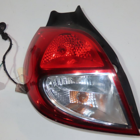 Feu arrière gauche occasion  Renault CLIO III (BR0/1, CR0/1) 1.2 16v hi-flex (br1u, cr1u) (2008-2014)   8200886944 